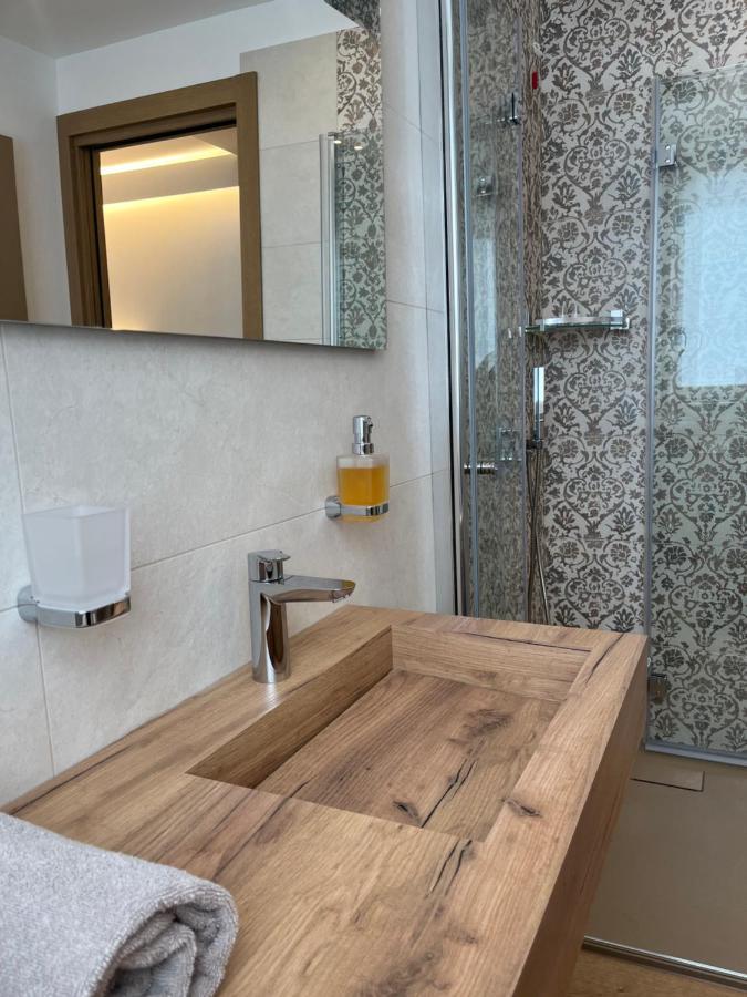 Le Rocce Val Di Non - Quality Room & Breakfast Tassullo Eksteriør billede