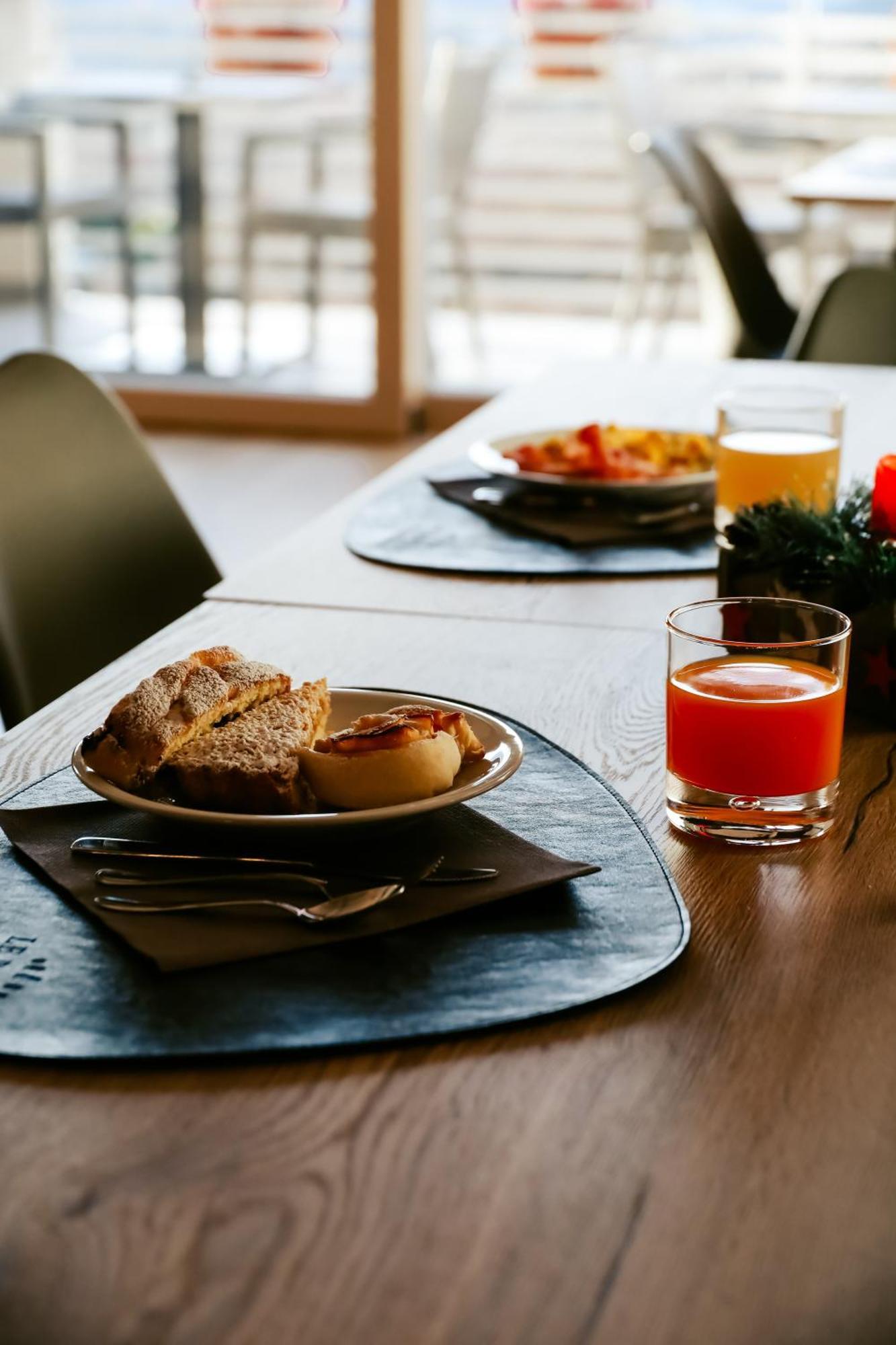 Le Rocce Val Di Non - Quality Room & Breakfast Tassullo Eksteriør billede