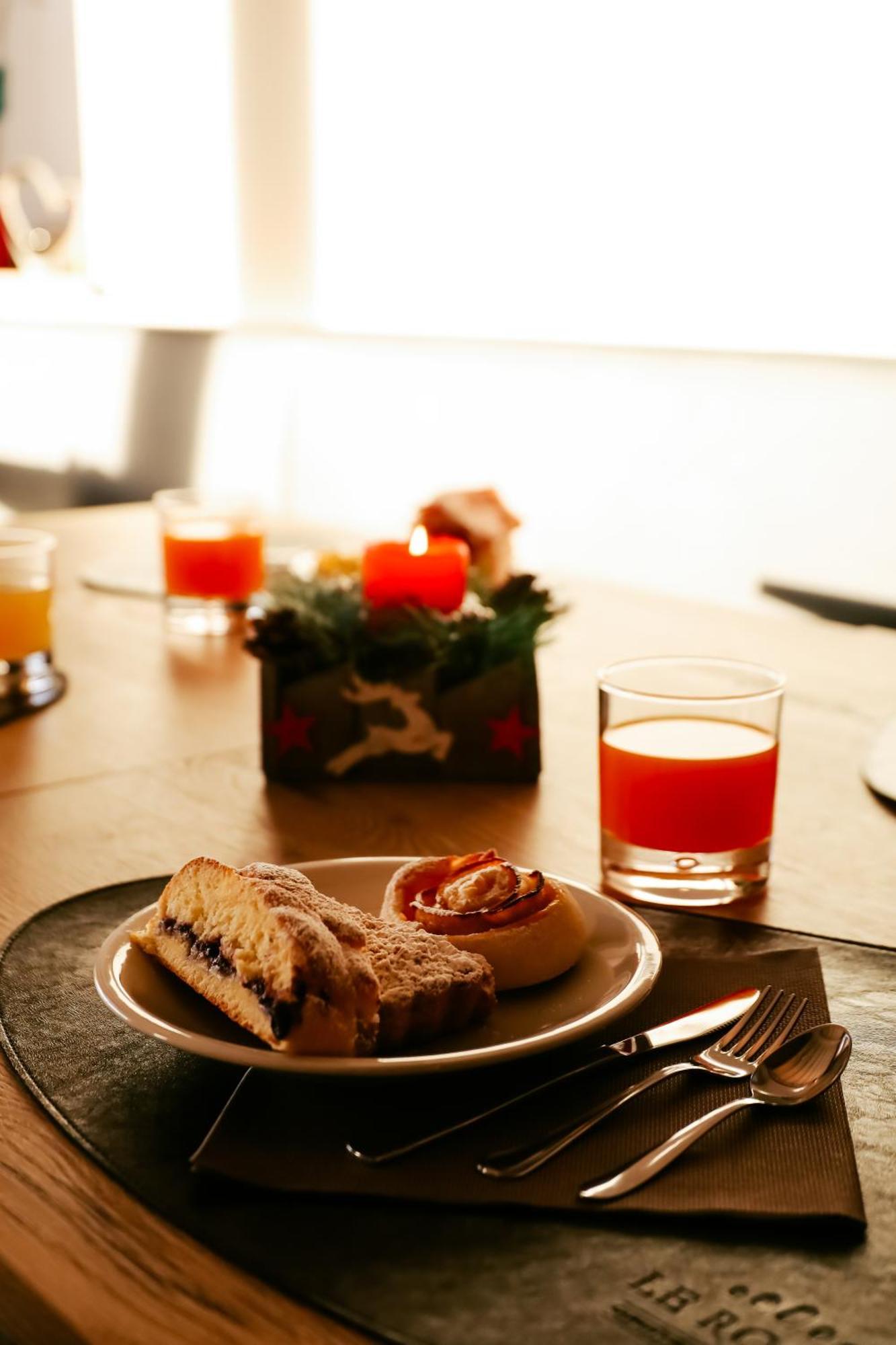 Le Rocce Val Di Non - Quality Room & Breakfast Tassullo Eksteriør billede